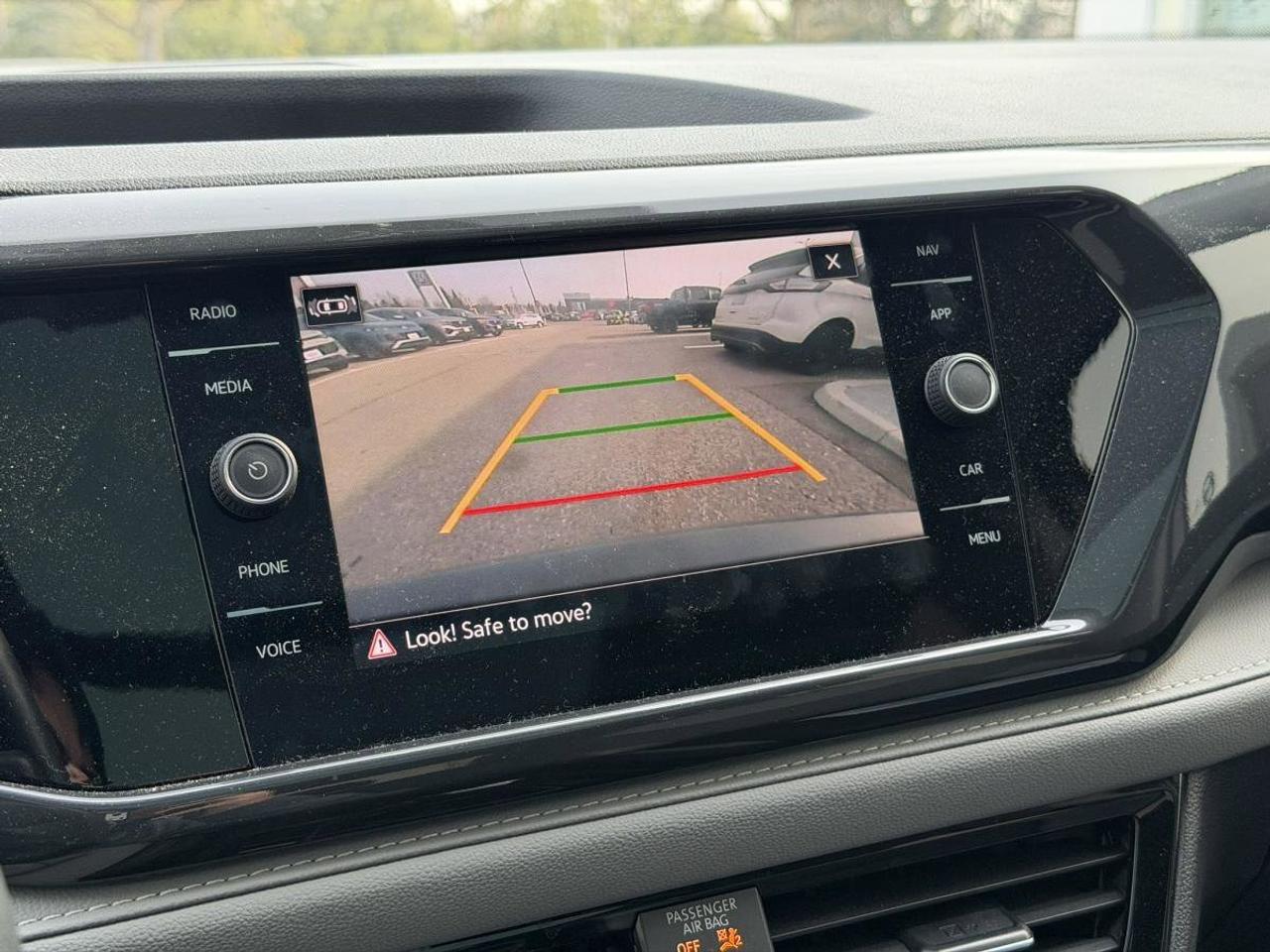 2023 Volkswagen Taos  Photo