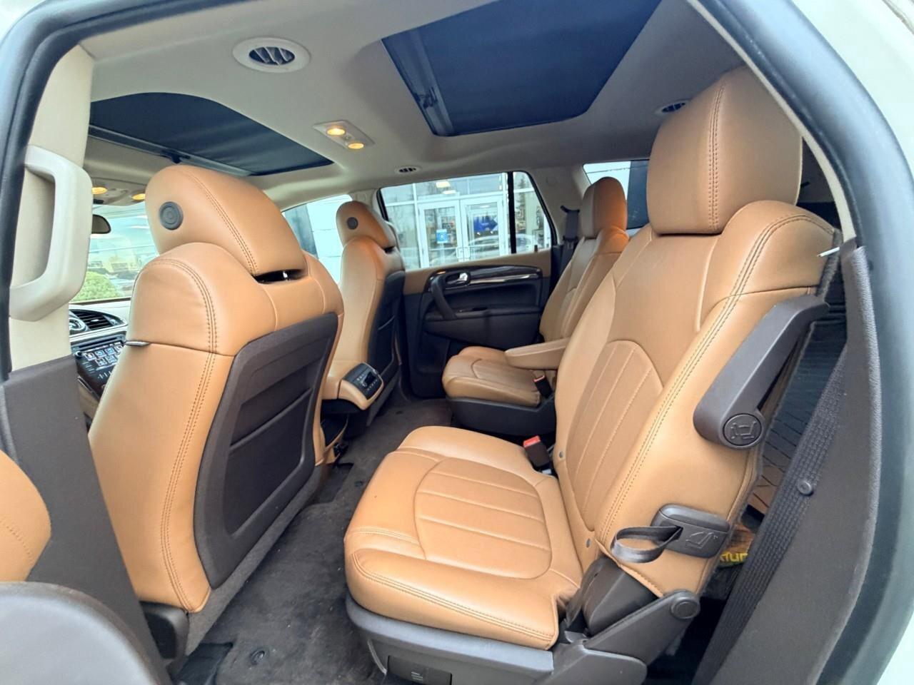 2015 Buick Enclave LeatherLEATHER, 3.6L V6, AWD, 7-PASSENGER, ALLOYS, Photo