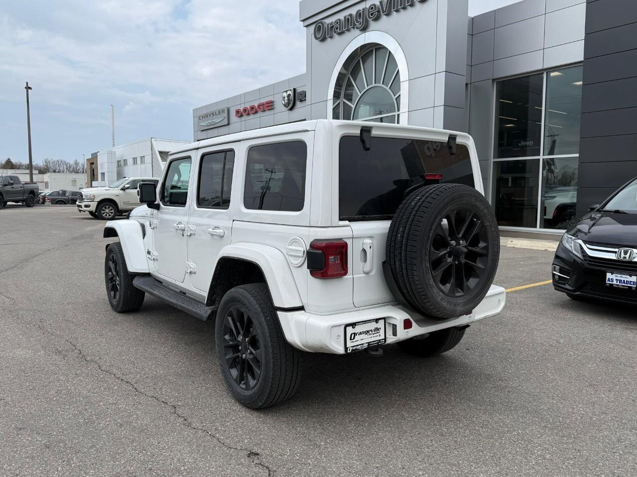 2021 Jeep Wrangler  Photo