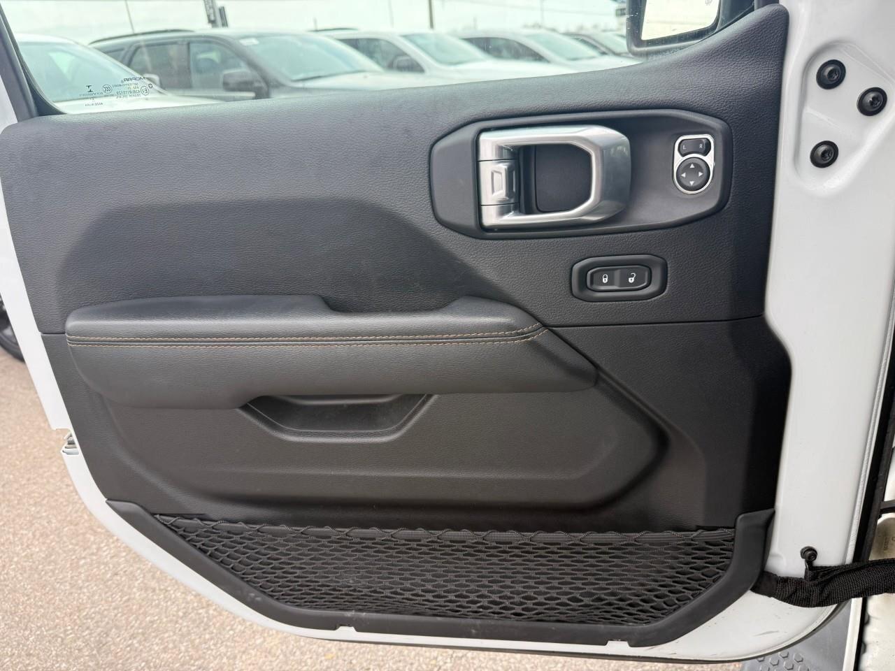 2021 Jeep Wrangler  Photo