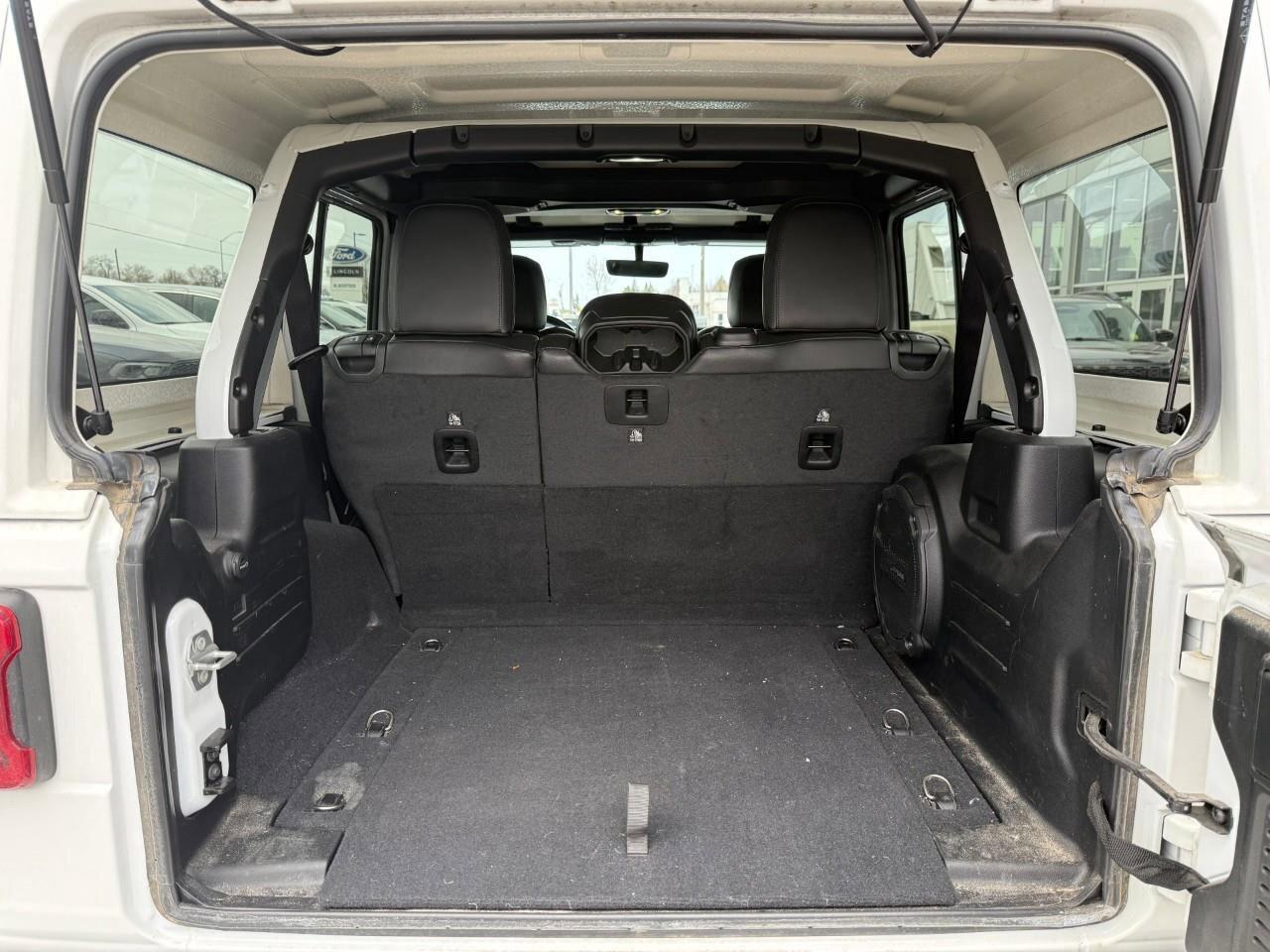 2021 Jeep Wrangler  Photo