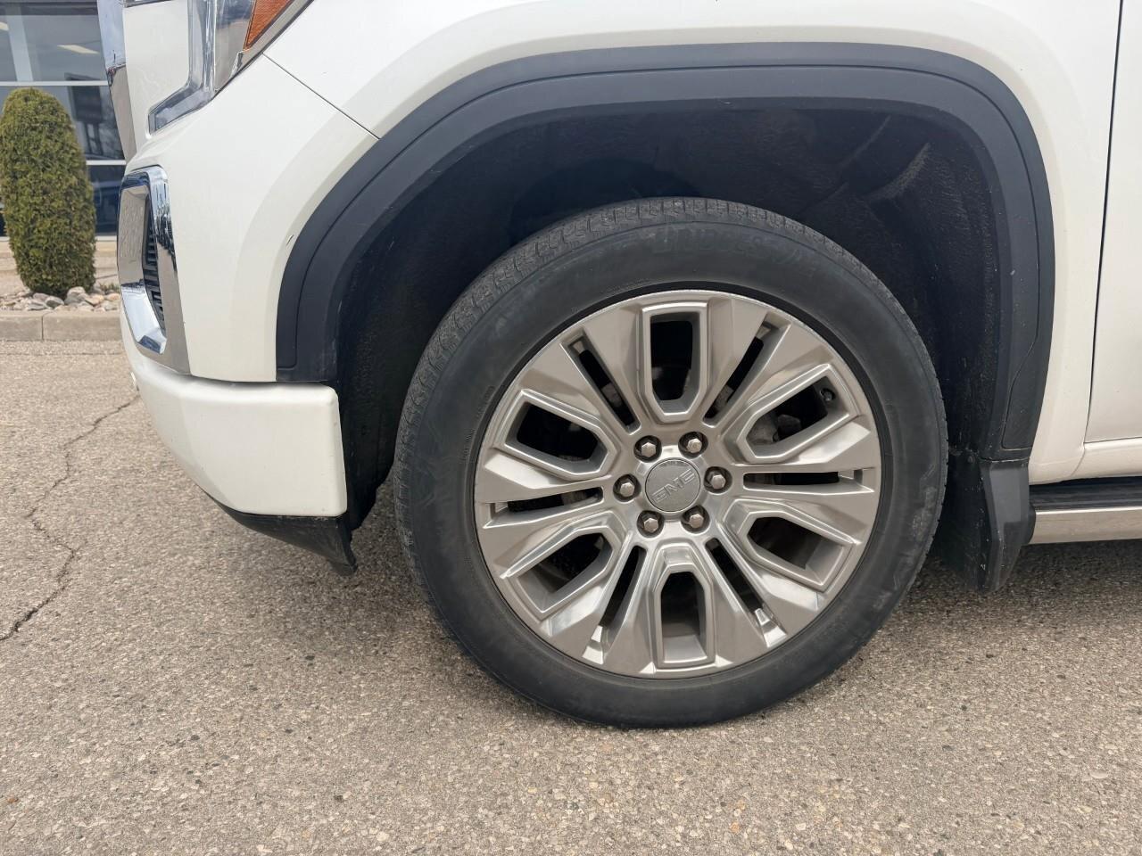 2021 GMC Sierra 1500 DenaliDENALI, 6.2L V8, 4X4, ALLOYS, LEATHER, BOSE, Photo