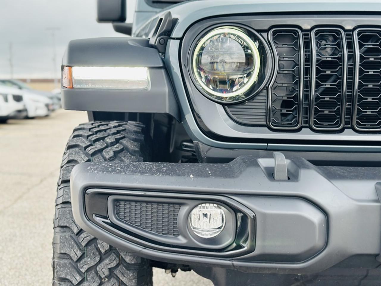 2024 Jeep Wrangler SPORT Photo