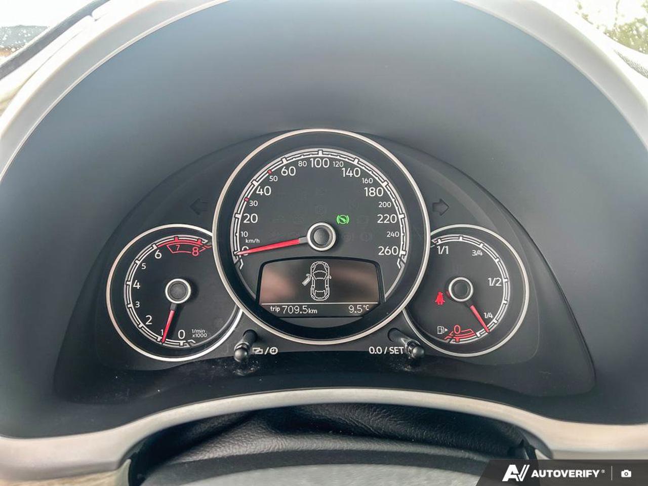 2018 Volkswagen Beetle Trendline Photo