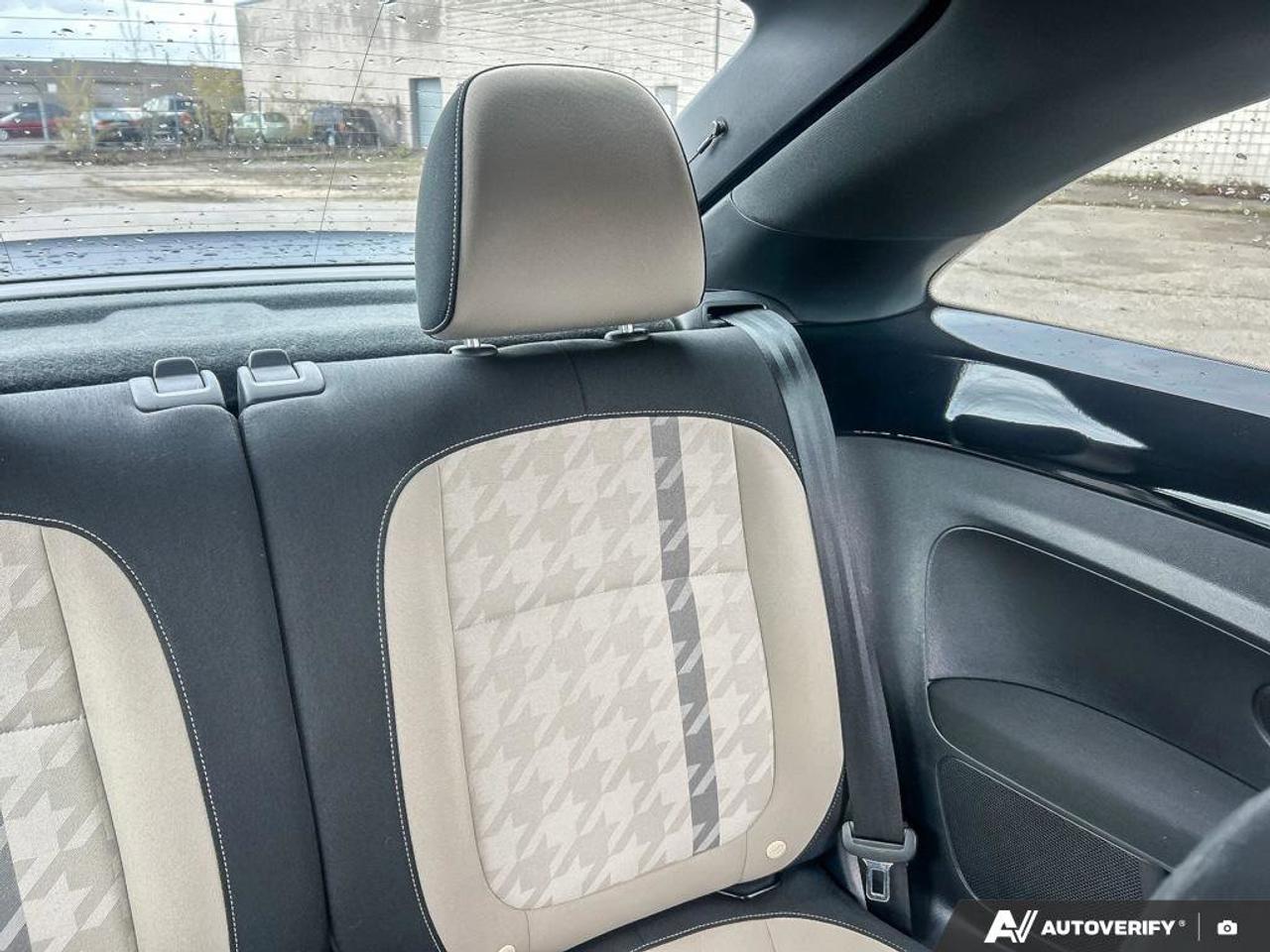 2018 Volkswagen Beetle Trendline Photo