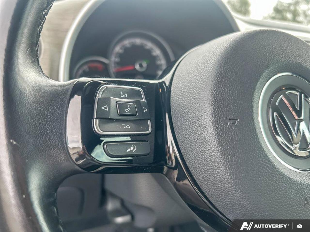 2018 Volkswagen Beetle Trendline Photo