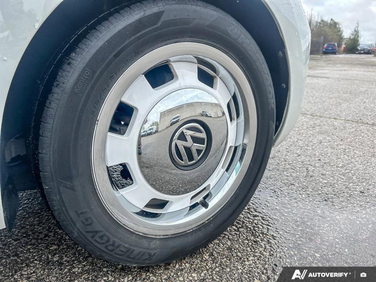 2018 Volkswagen Beetle Trendline Photo