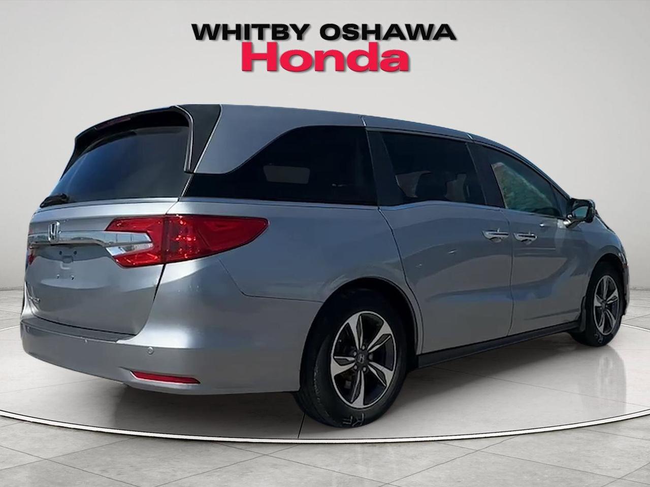 2019 Honda Odyssey  Photo4