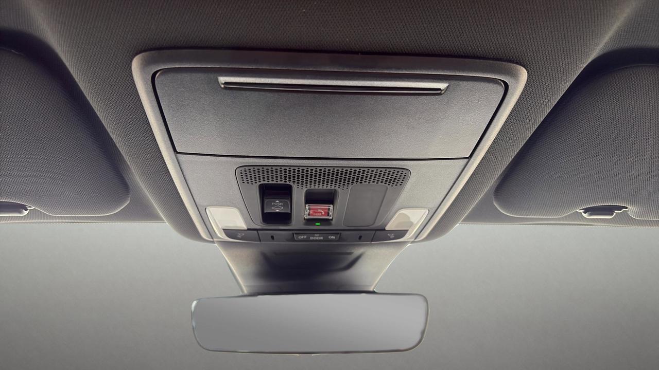 2026 Honda CR-V Hybrid Touring AWD Photo