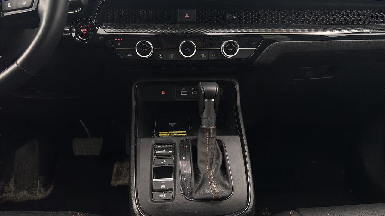 2024 Honda CR-V Hybrid Touring AWD Photo