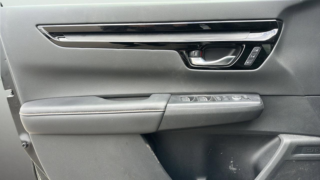 2024 Honda CR-V Hybrid Touring AWD Photo