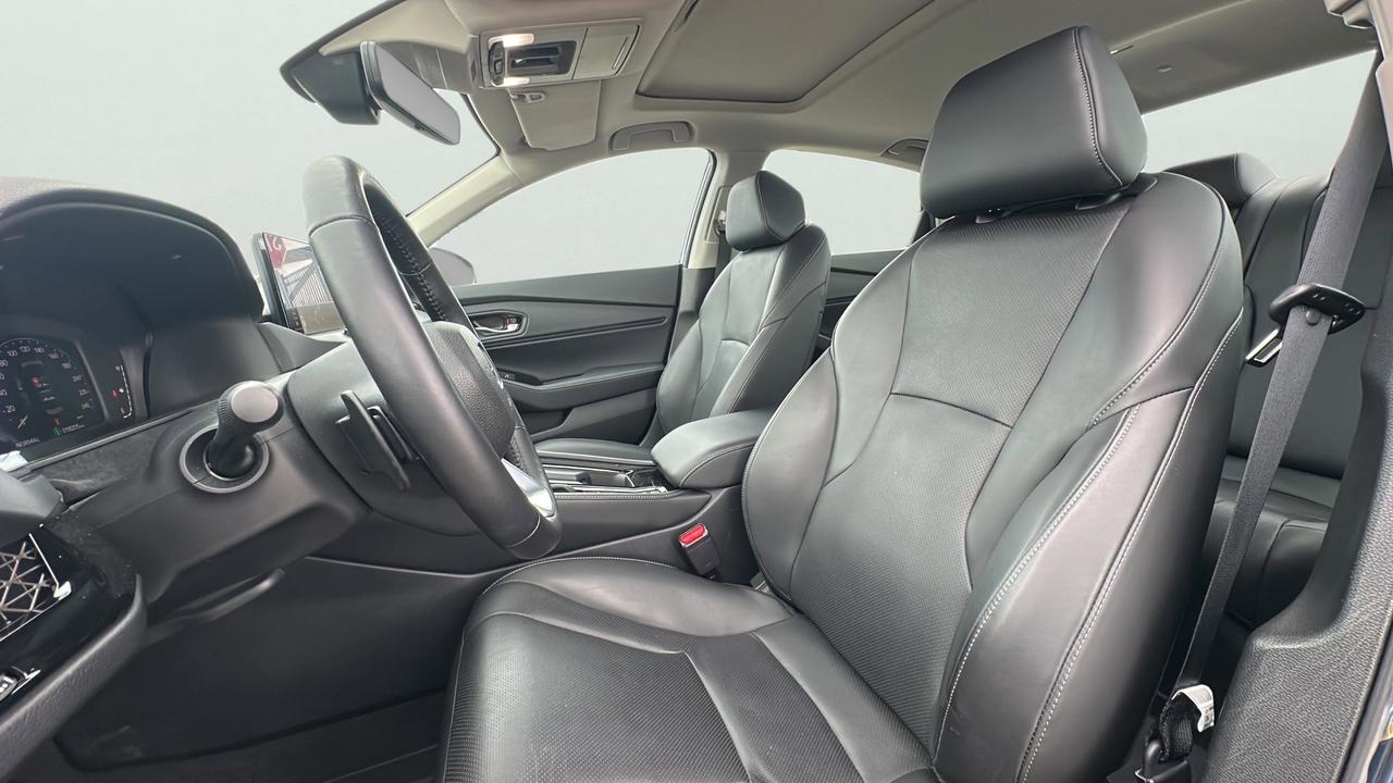 2025 Honda Accord Hybrid Touring eCVT Photo