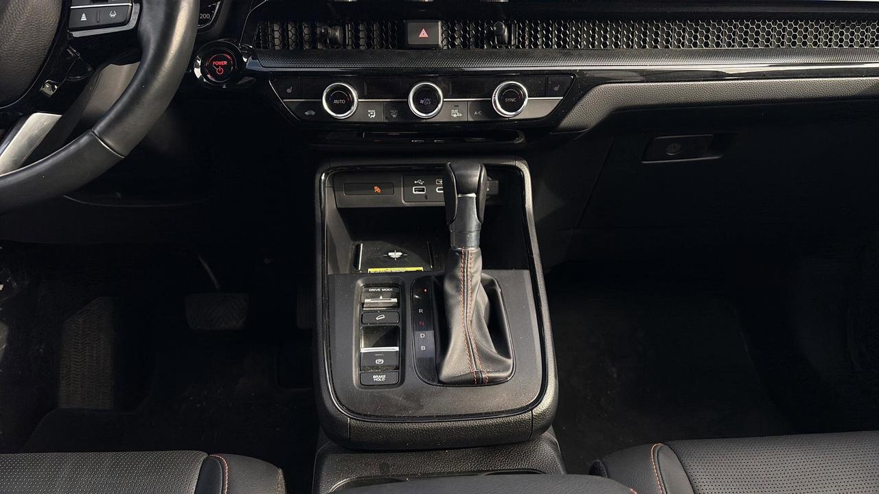 2024 Honda CR-V Hybrid Touring AWD Photo