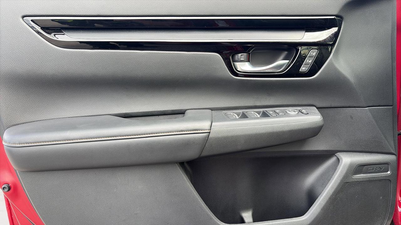 2024 Honda CR-V Hybrid Touring AWD Photo