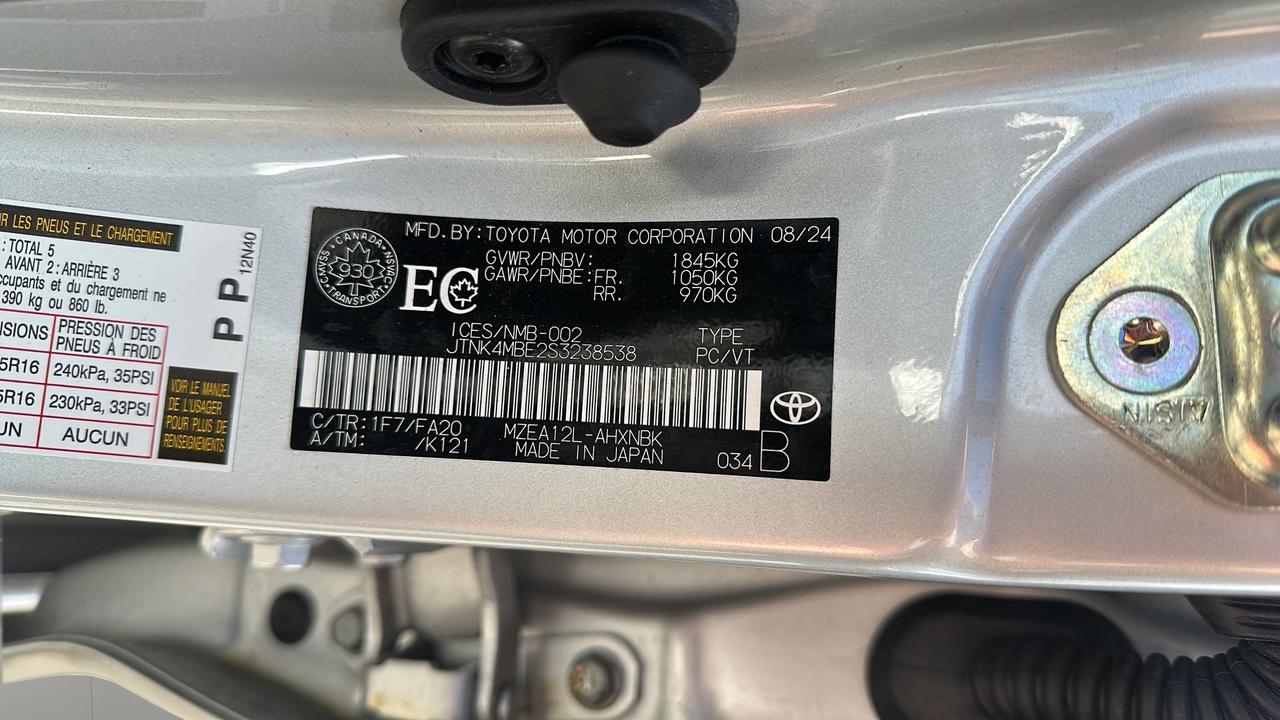 2025 Toyota Corolla Hatchback CVT Photo