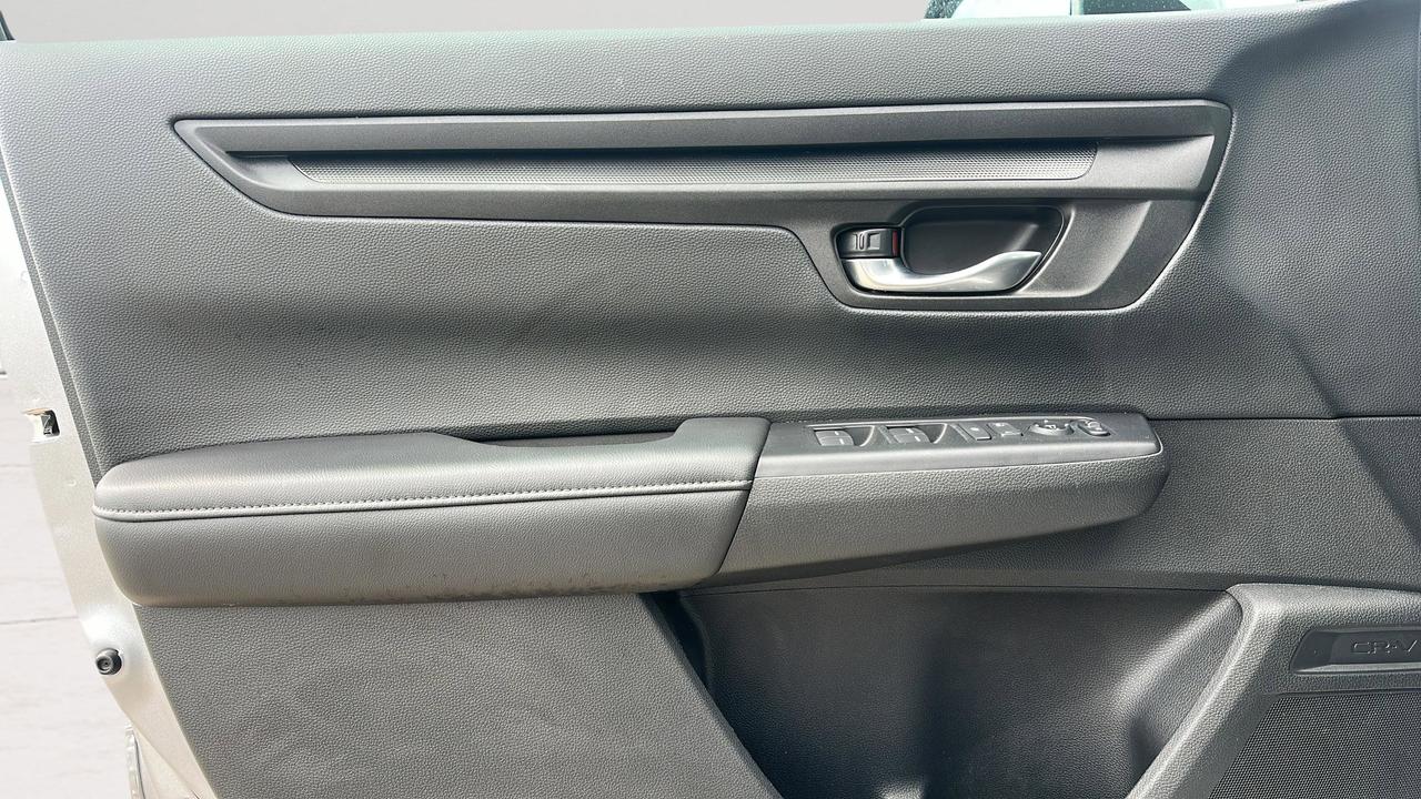 2025 Honda CR-V LX AWD Photo
