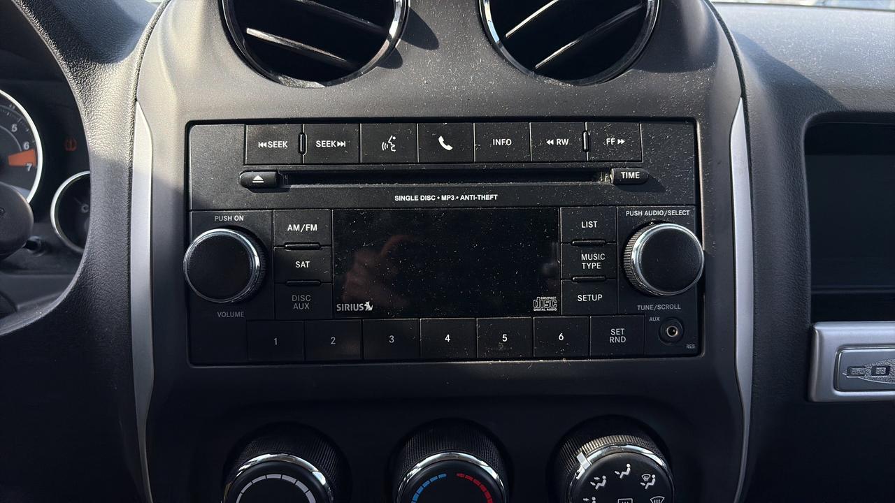 2014 Jeep Compass FWD 4DR NORTH Photo