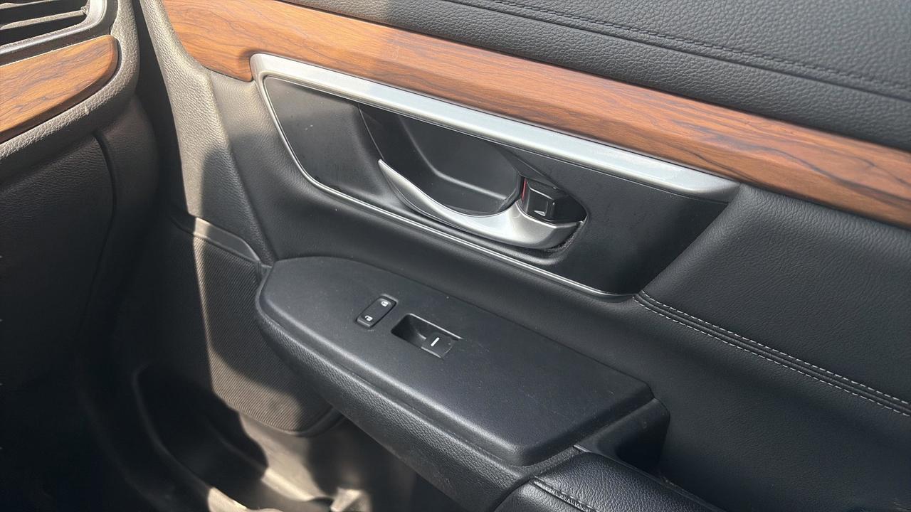 2019 Honda CR-V Touring AWD Photo