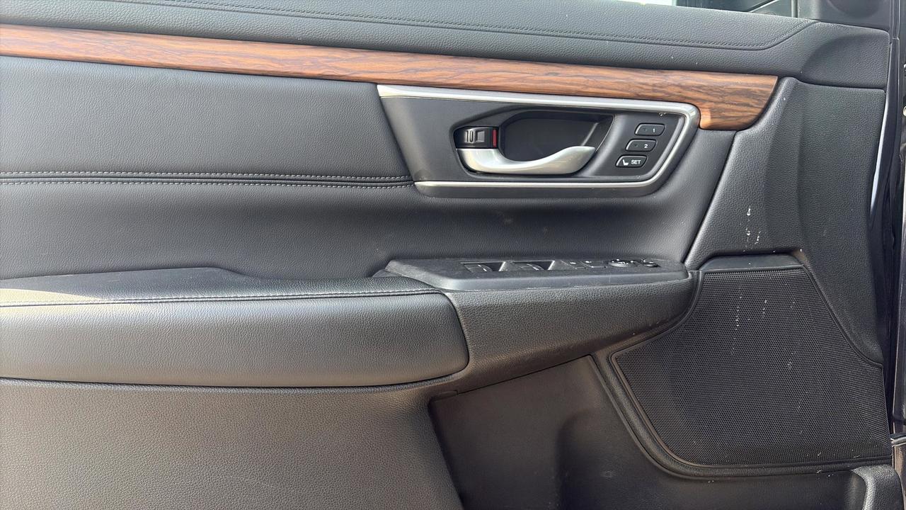 2019 Honda CR-V Touring AWD Photo