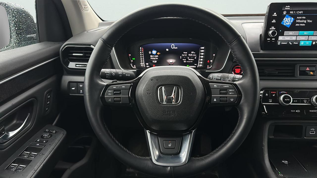 2025 Honda Pilot Touring AWD Photo