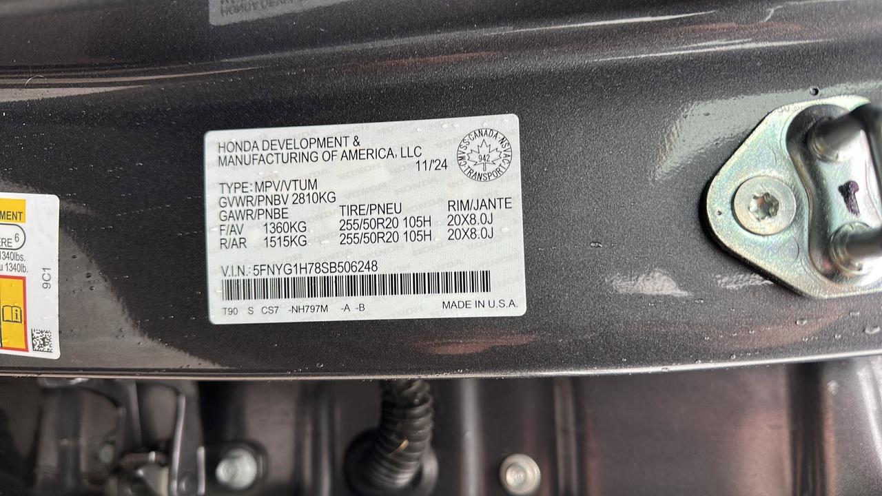 2025 Honda Pilot Touring AWD Photo