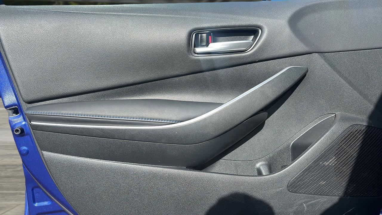 2021 Toyota Corolla SE CVT Photo