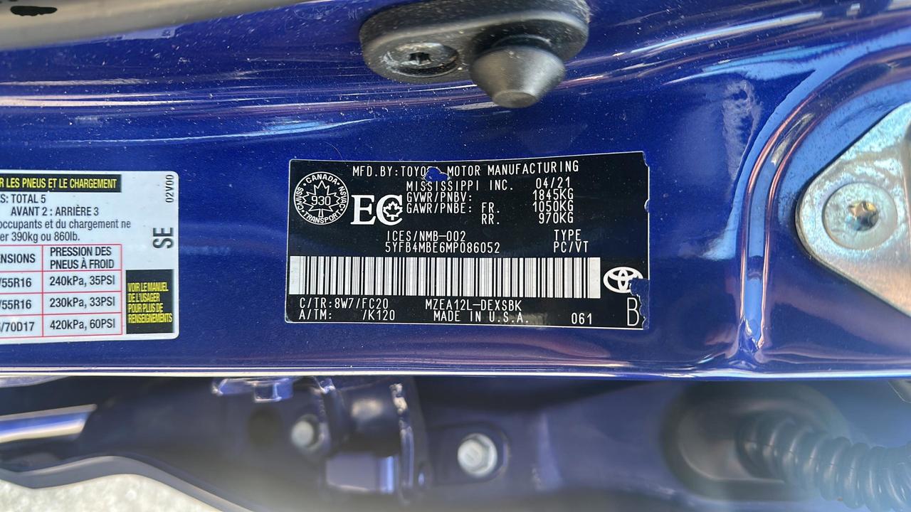 2021 Toyota Corolla SE CVT Photo
