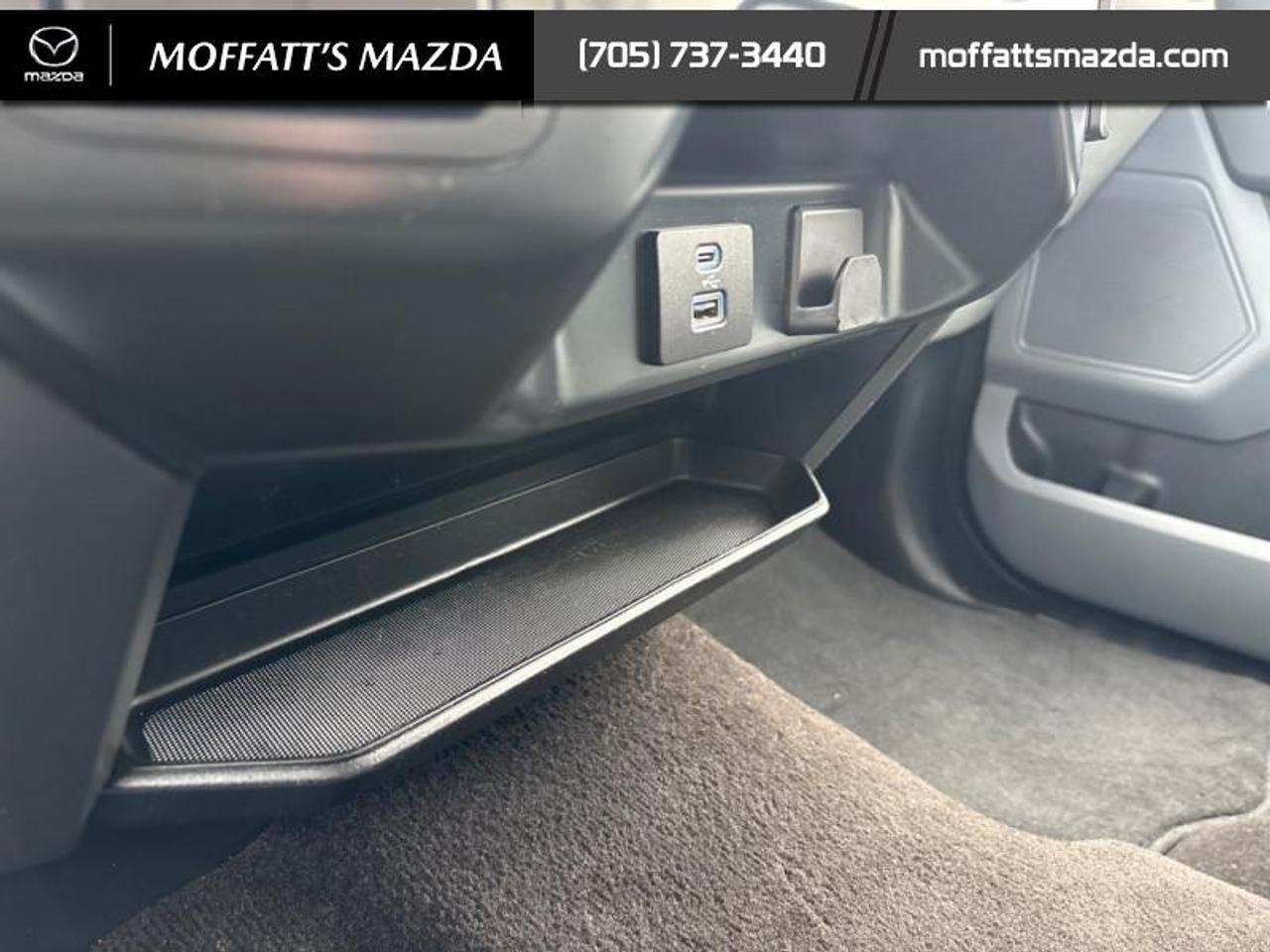 2022 Ford F-150 XLT Photo