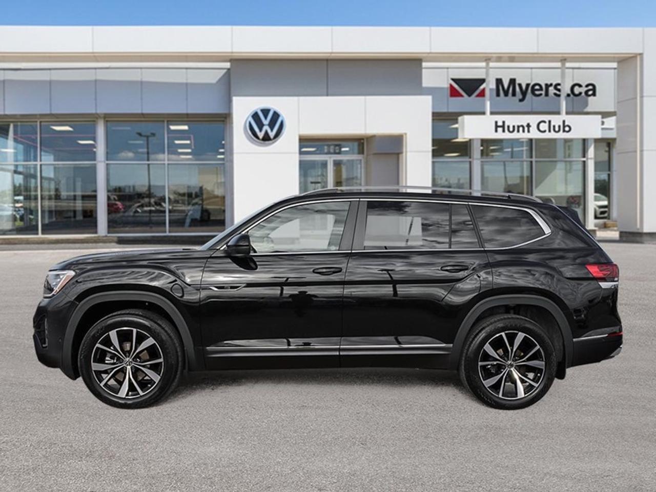 2026 Volkswagen Atlas EXECLINE Photo2