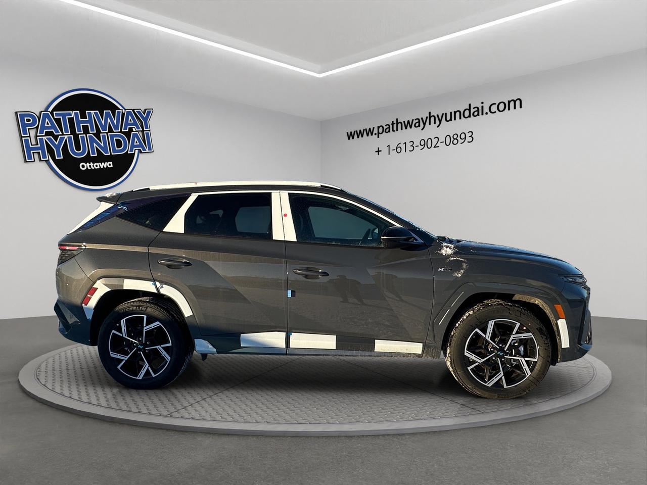 2026 Hyundai Tucson Hybrid N-LINE Photo2