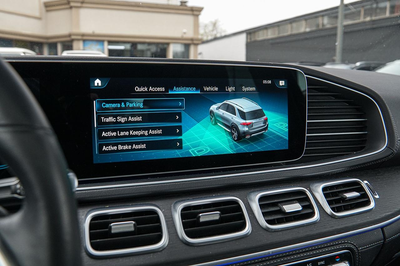 2023 Mercedes-Benz GLE GLE 350 4MATIC | AMG PKG | HUD | BURMESTER | PANO Photo