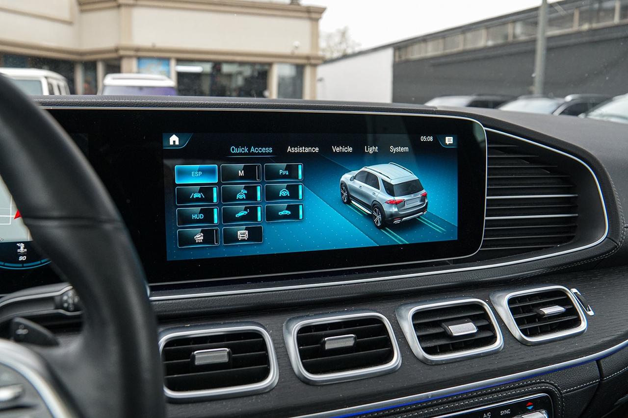 2023 Mercedes-Benz GLE GLE 350 4MATIC | AMG PKG | HUD | BURMESTER | PANO Photo