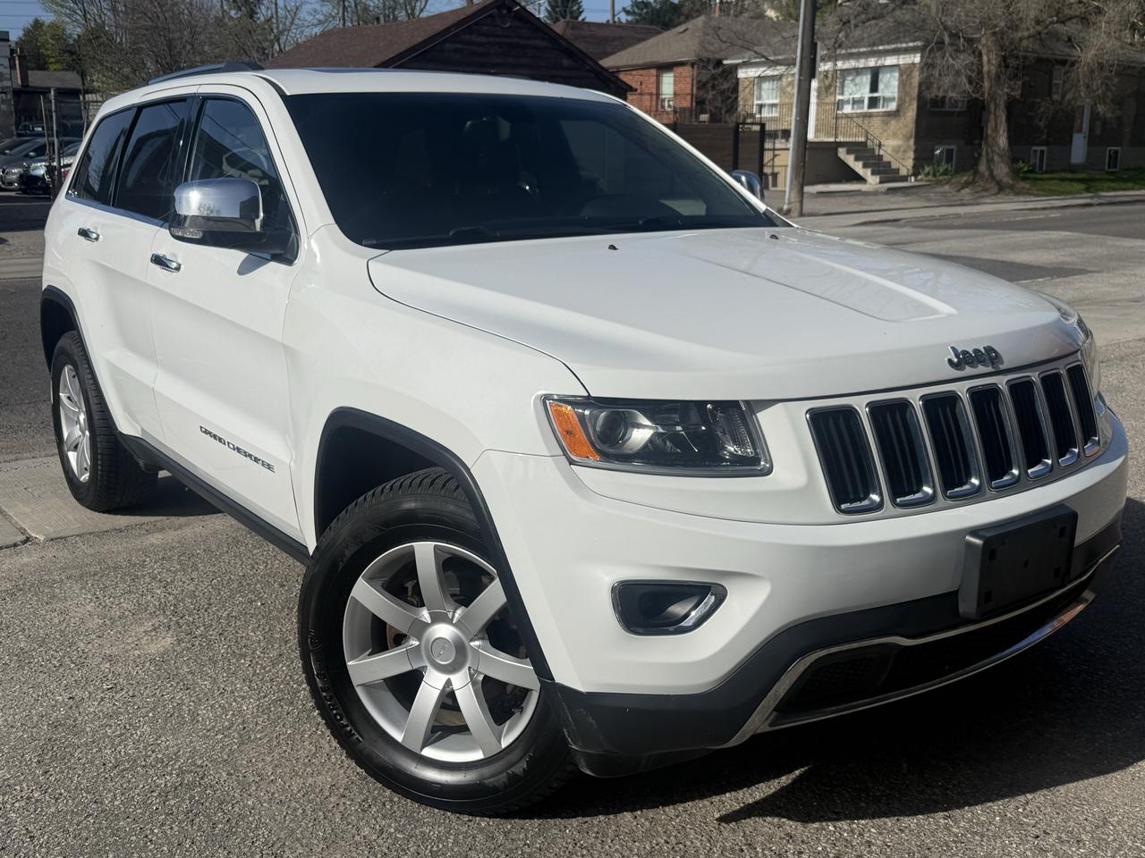 2015 Jeep Grand Cherokee Limited Photo2