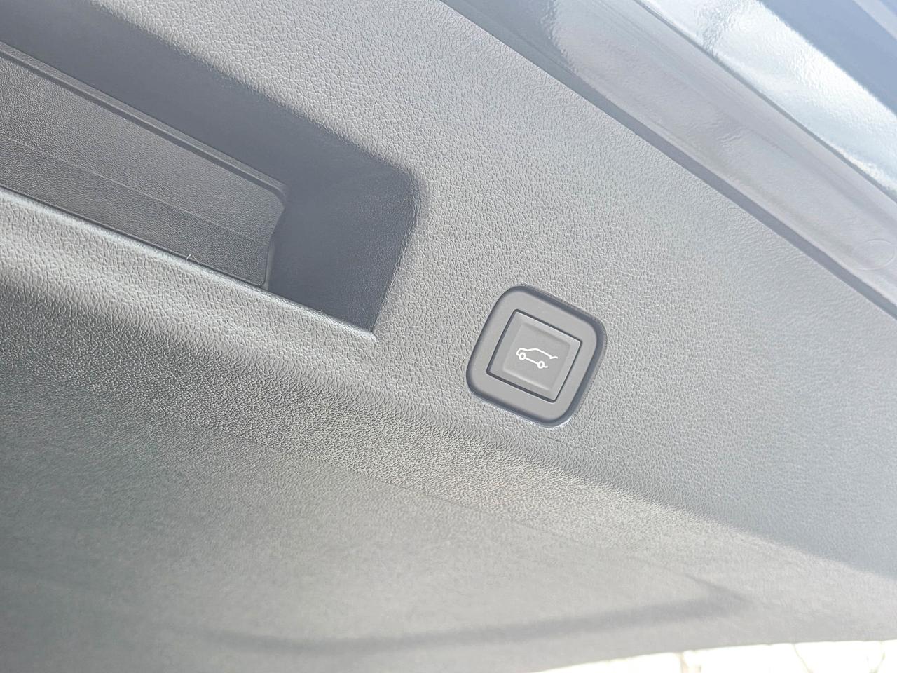 2026 GMC Acadia ELEVATION Photo