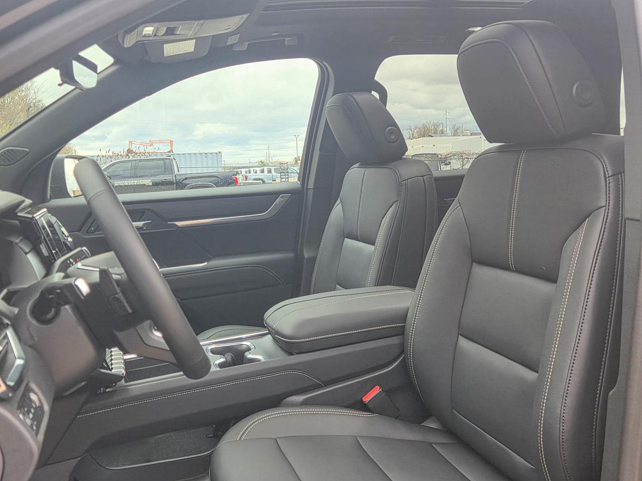 2026 GMC Acadia ELEVATION Photo
