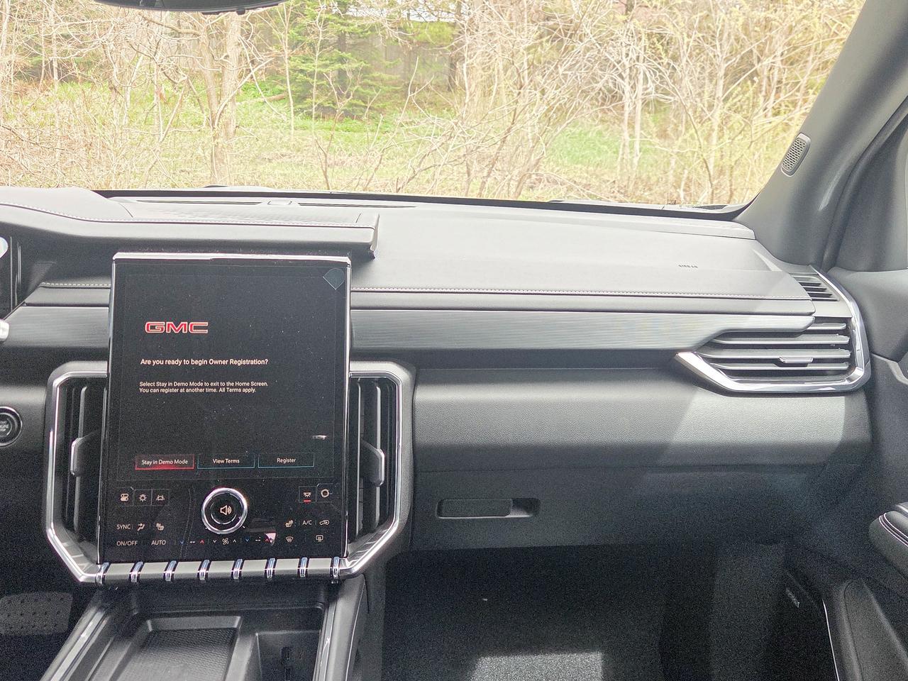 2026 GMC Acadia ELEVATION Photo