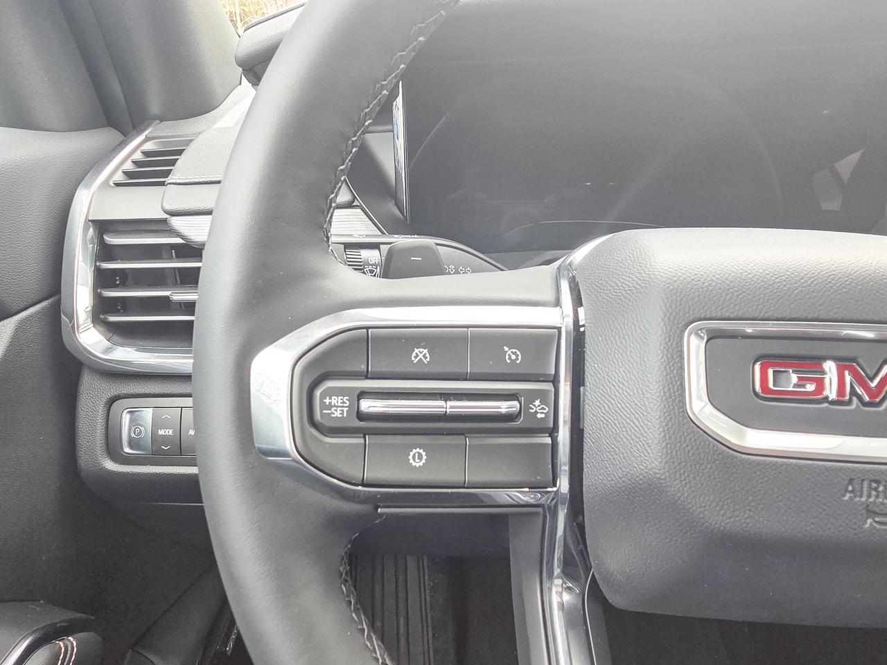 2026 GMC Acadia ELEVATION Photo