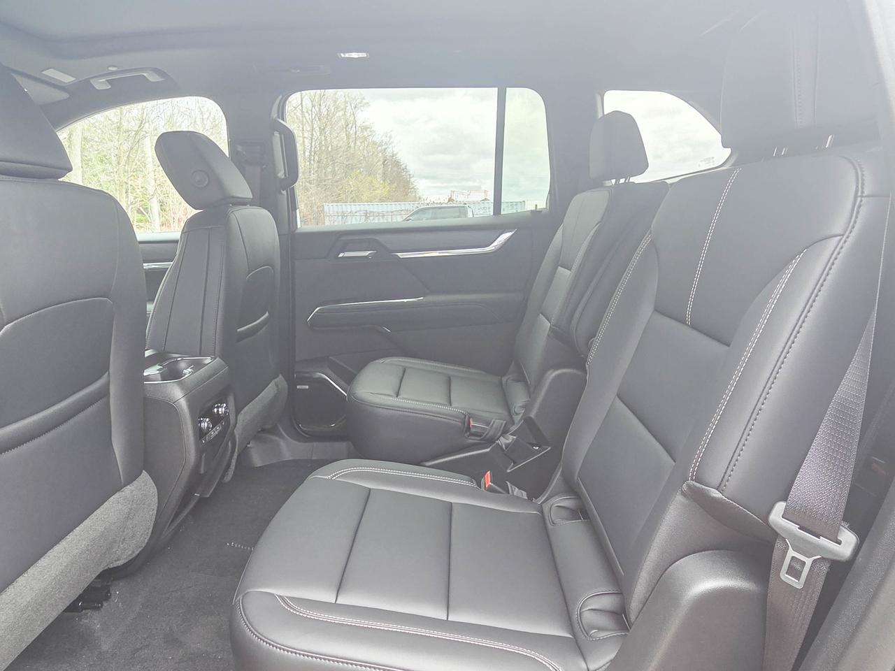 2026 GMC Acadia ELEVATION Photo