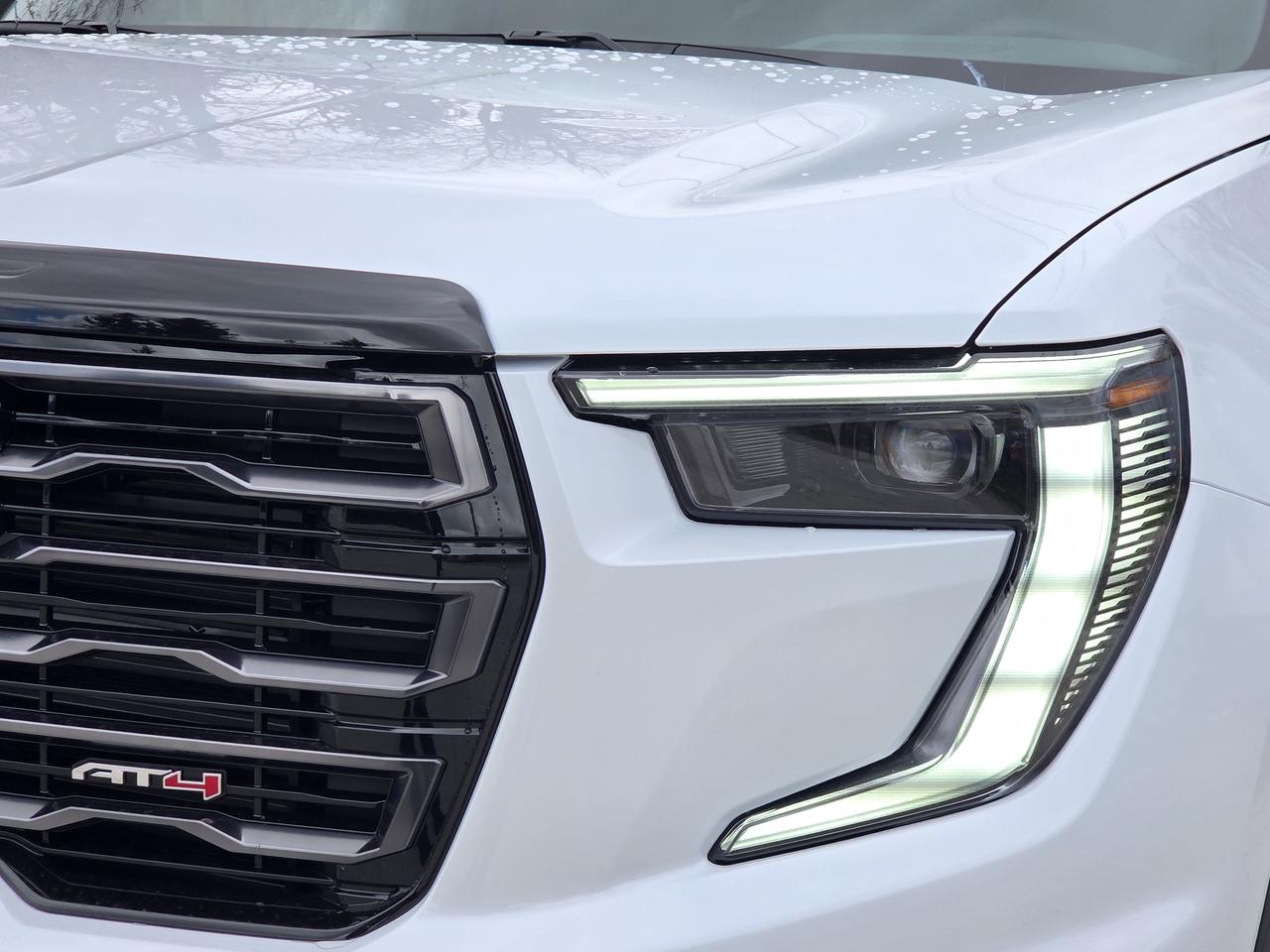 2026 GMC Acadia AT4 Photo