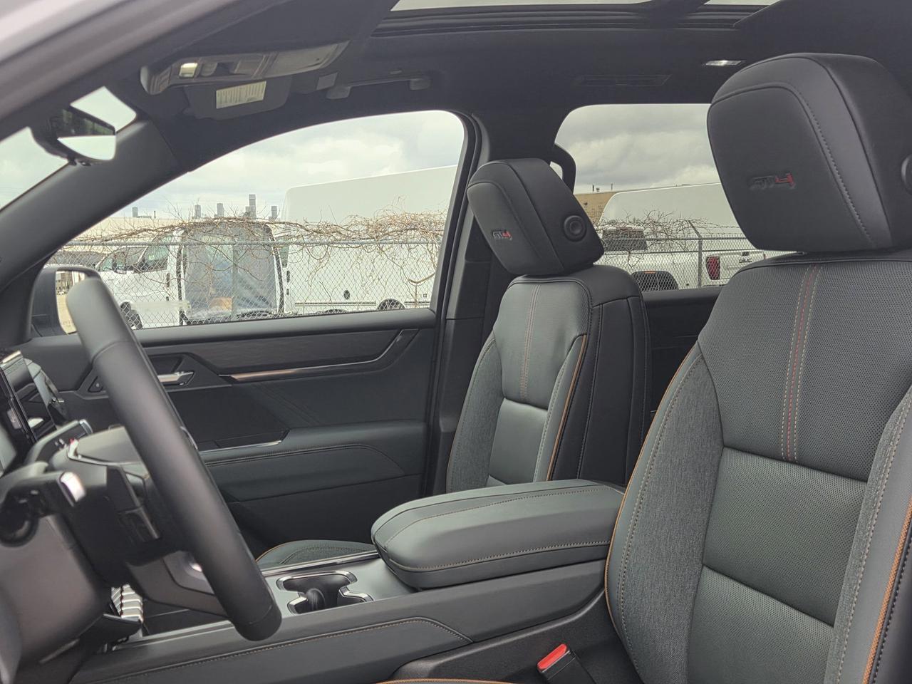 2026 GMC Acadia AT4 Photo