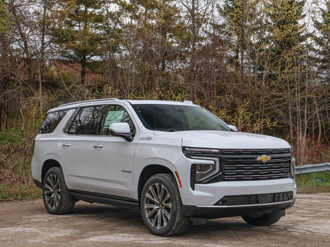 2026 Chevrolet Tahoe HIGH COUNTRY Photo2