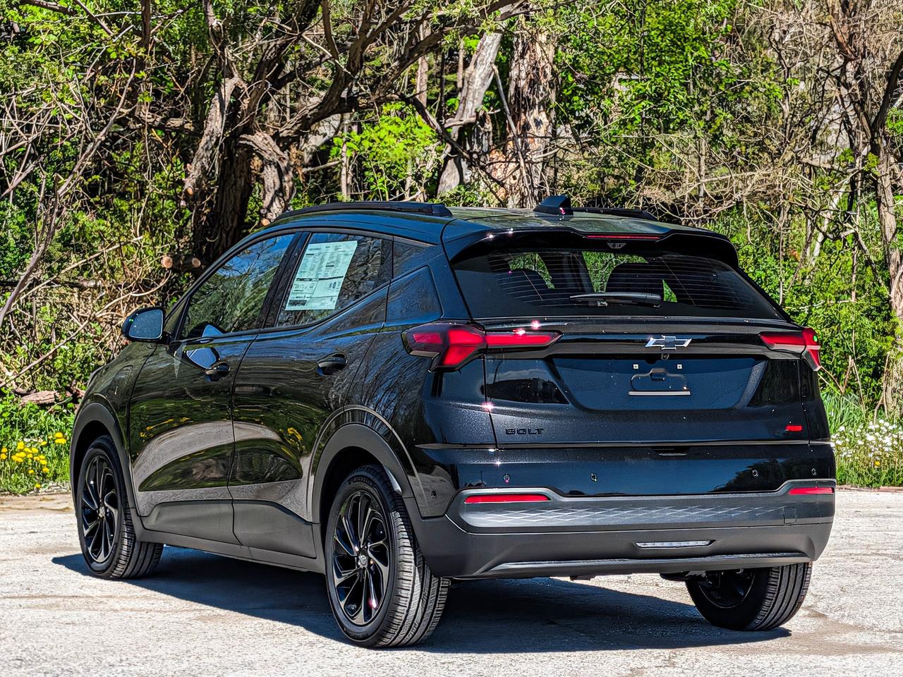 2027 Chevrolet Bolt RS Photo