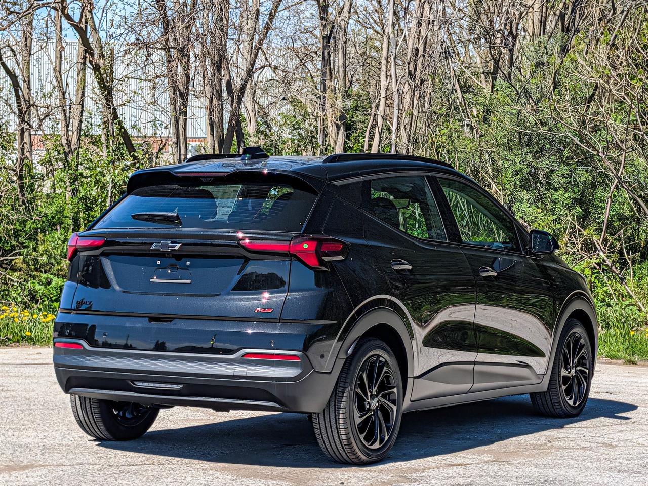 2027 Chevrolet Bolt RS Photo