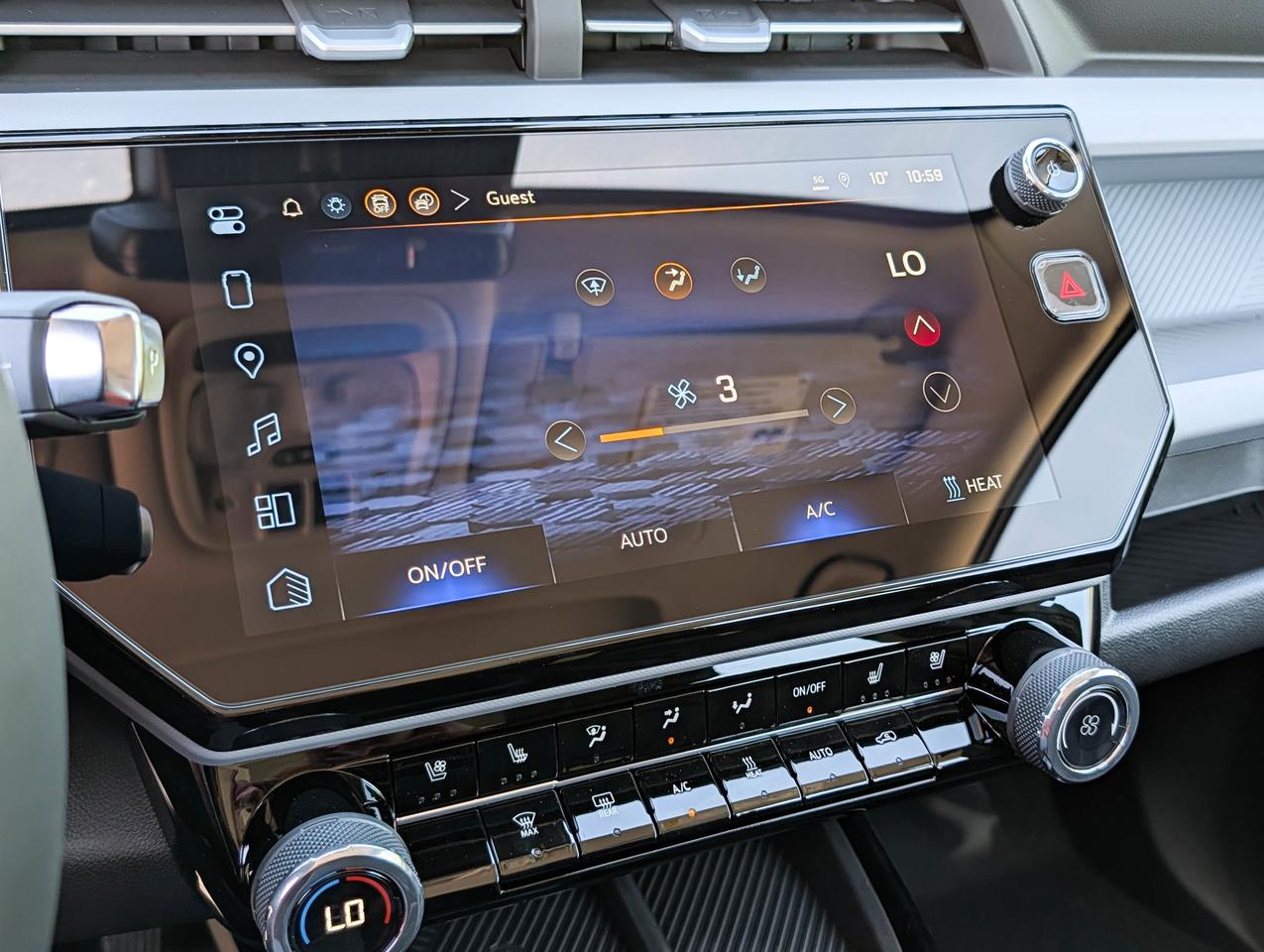 2027 Chevrolet Bolt RS Photo