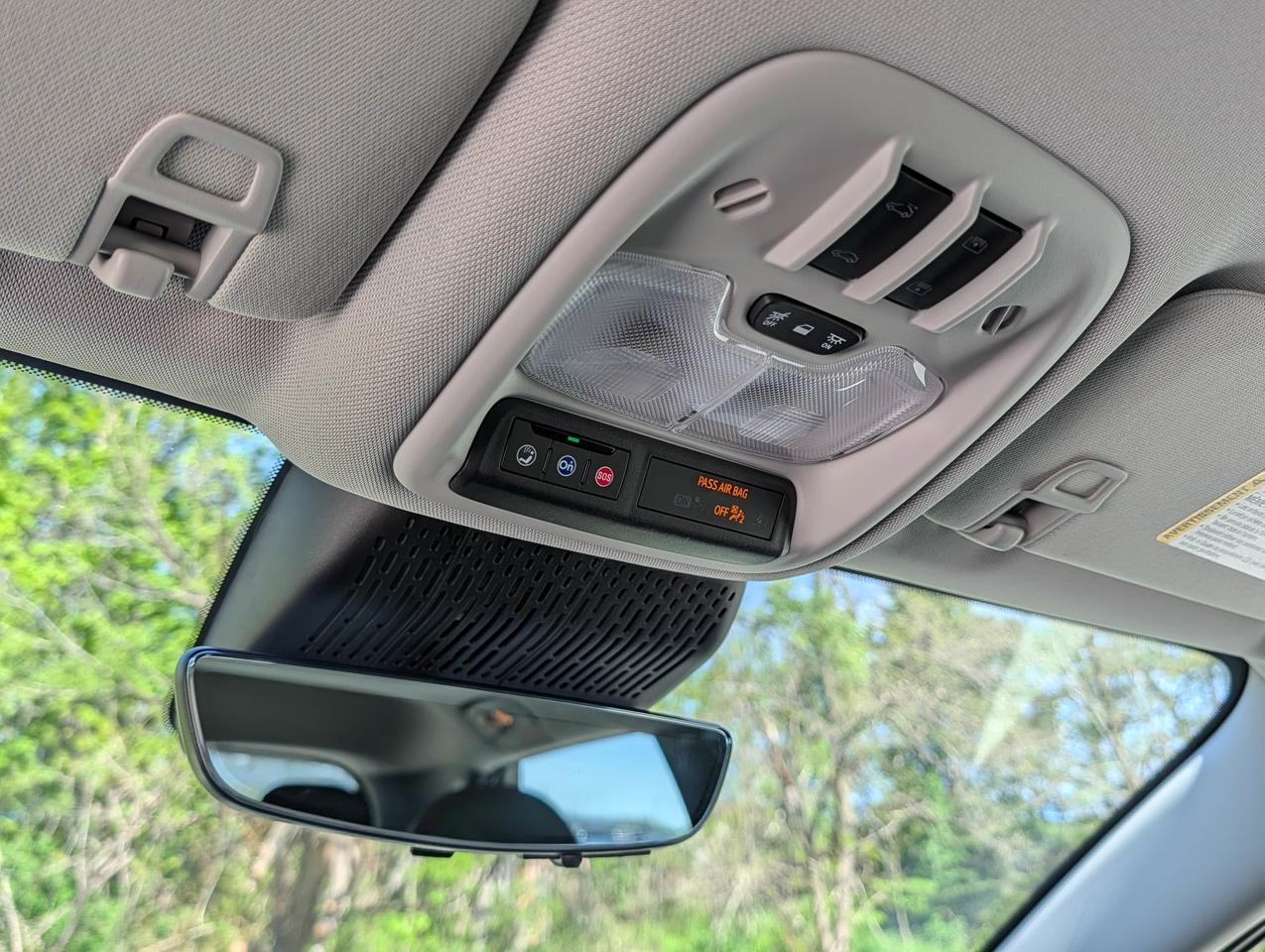 2027 Chevrolet Bolt RS Photo