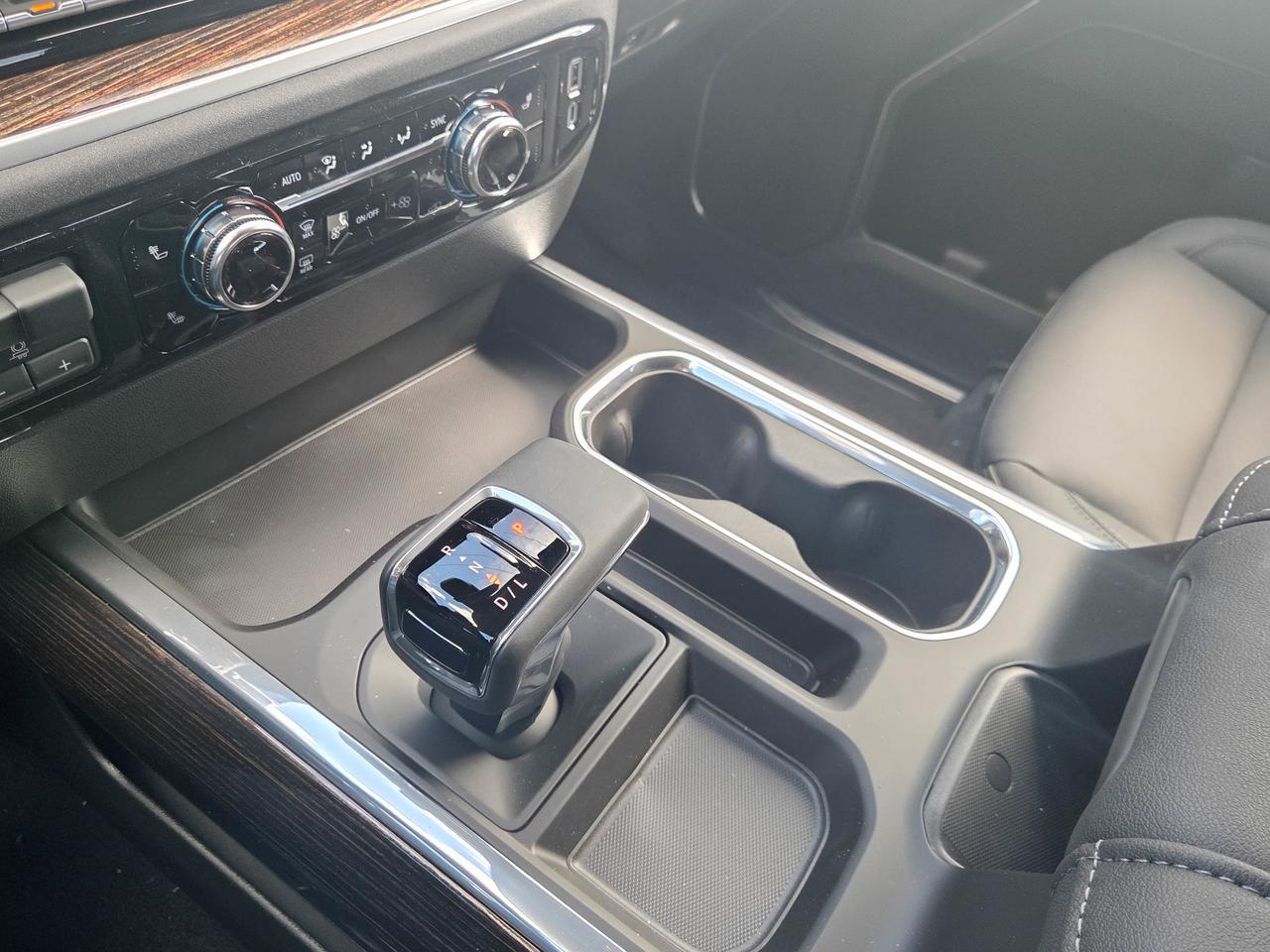 2026 GMC Sierra 1500 ELEVATION Photo