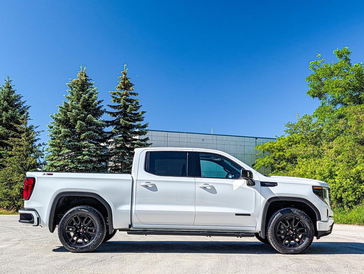 2026 GMC Sierra 1500 ELEVATION Photo