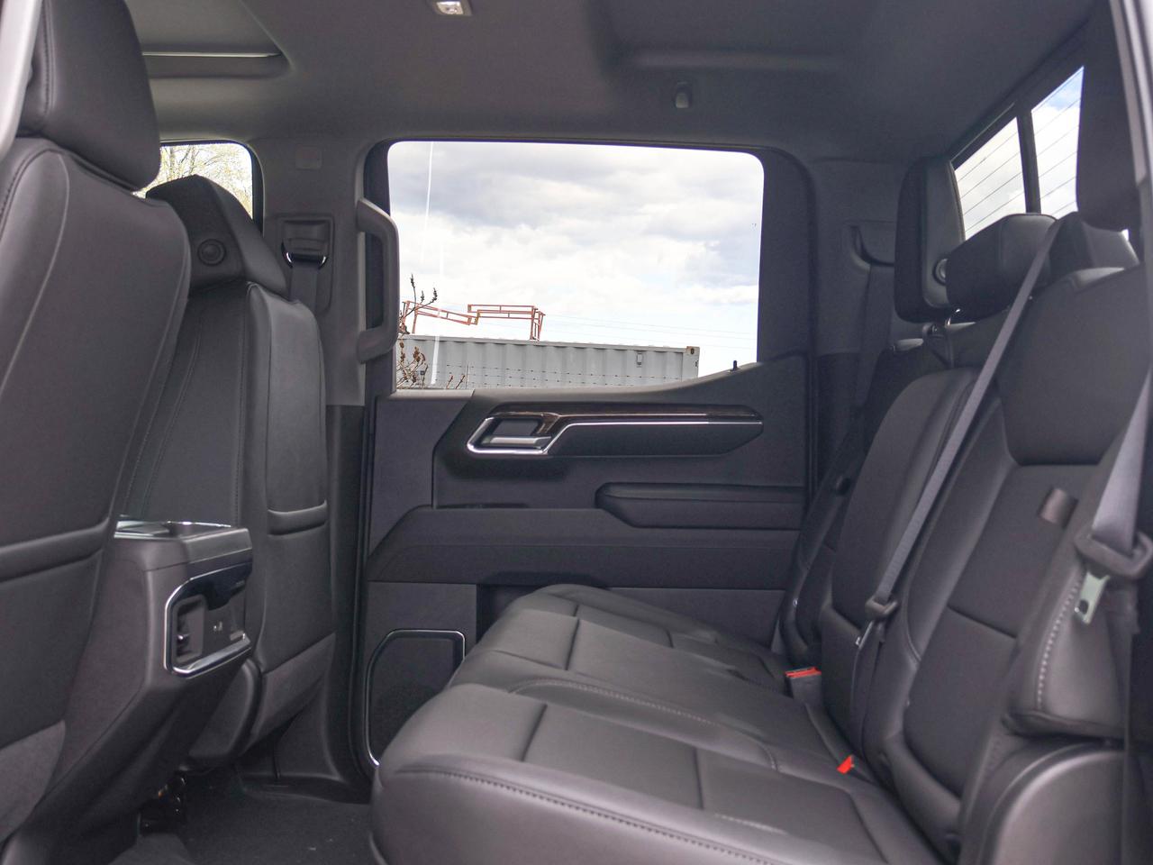 2026 GMC Sierra 1500 ELEVATION Photo