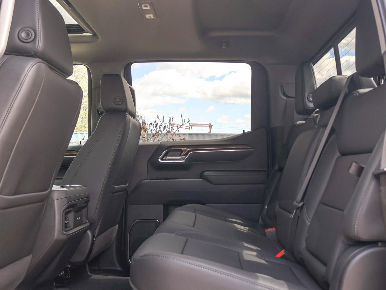 2026 Chevrolet Silverado 1500 RST Photo