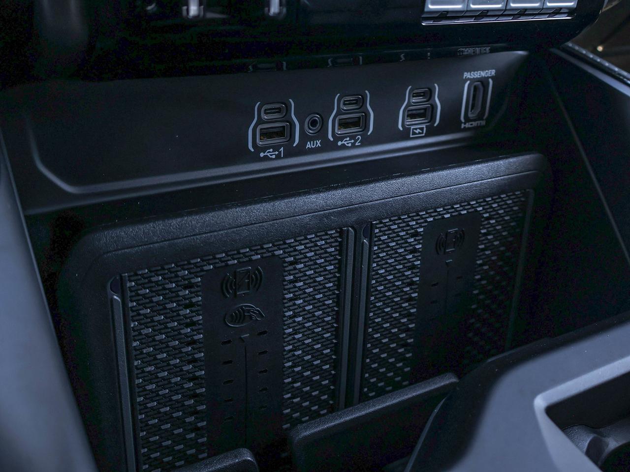 2025 RAM 1500 RHO Photo
